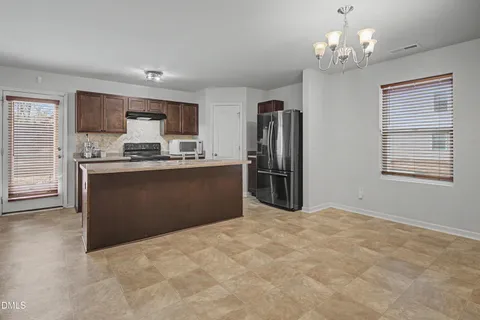 $289,900 | 506 Old Salem Drive, Spring Lake, NC 28390