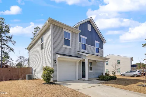 $289,900 | 506 Old Salem Drive, Spring Lake, NC 28390