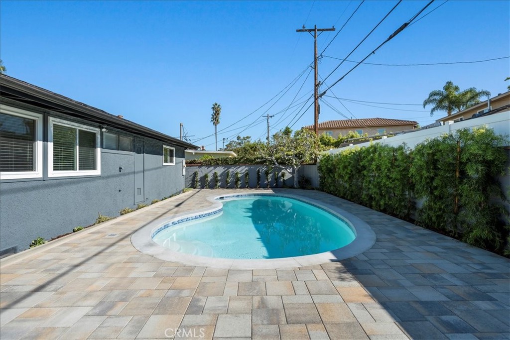 10802 Deshire Place Culver City, CA 90230 - Photo 34 of 50 a view of outdoor space yard and patio