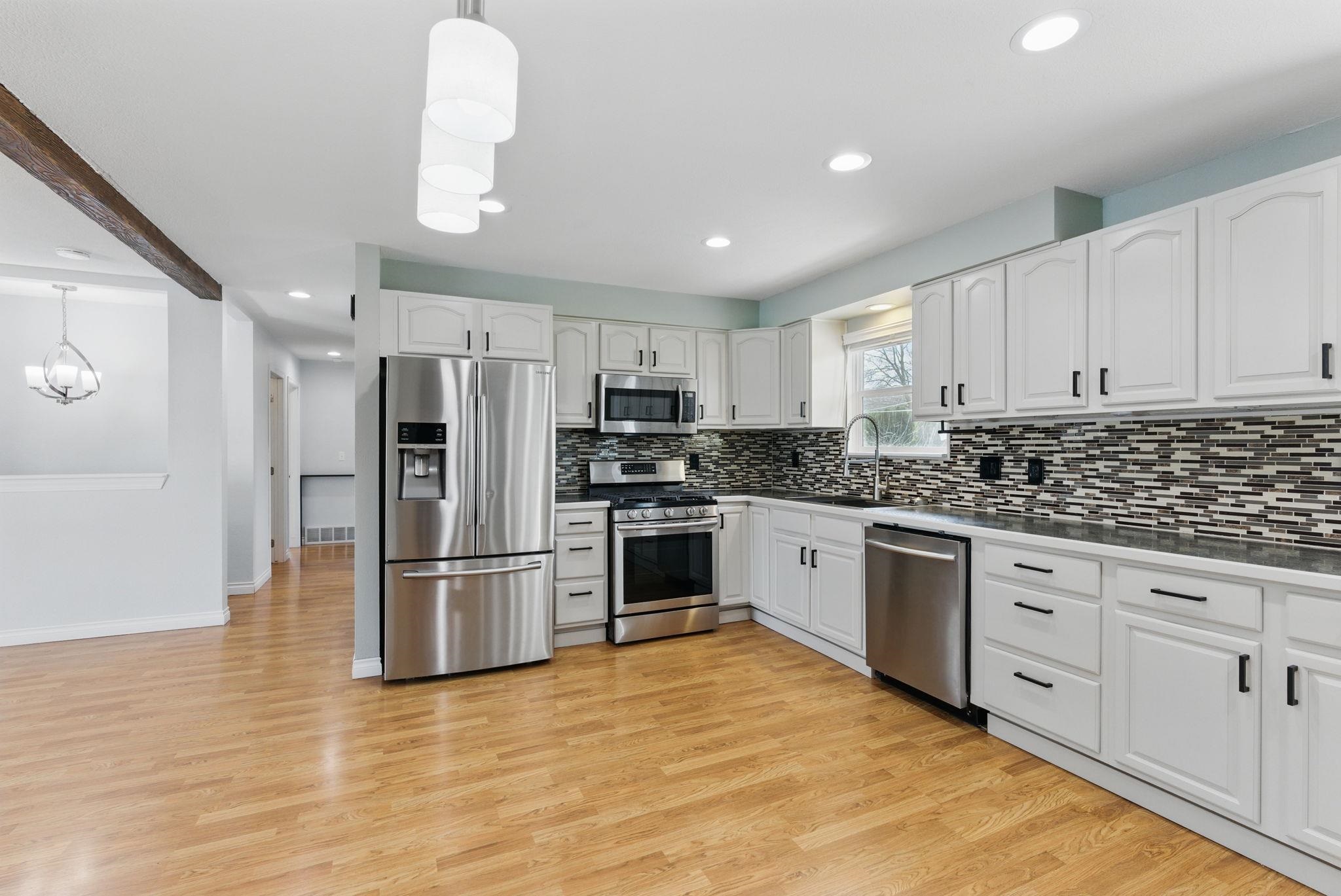 3316 South Wilbur Road Spokane Valley, WA 99206 - Photo 12 of 49 Gallery Image 12