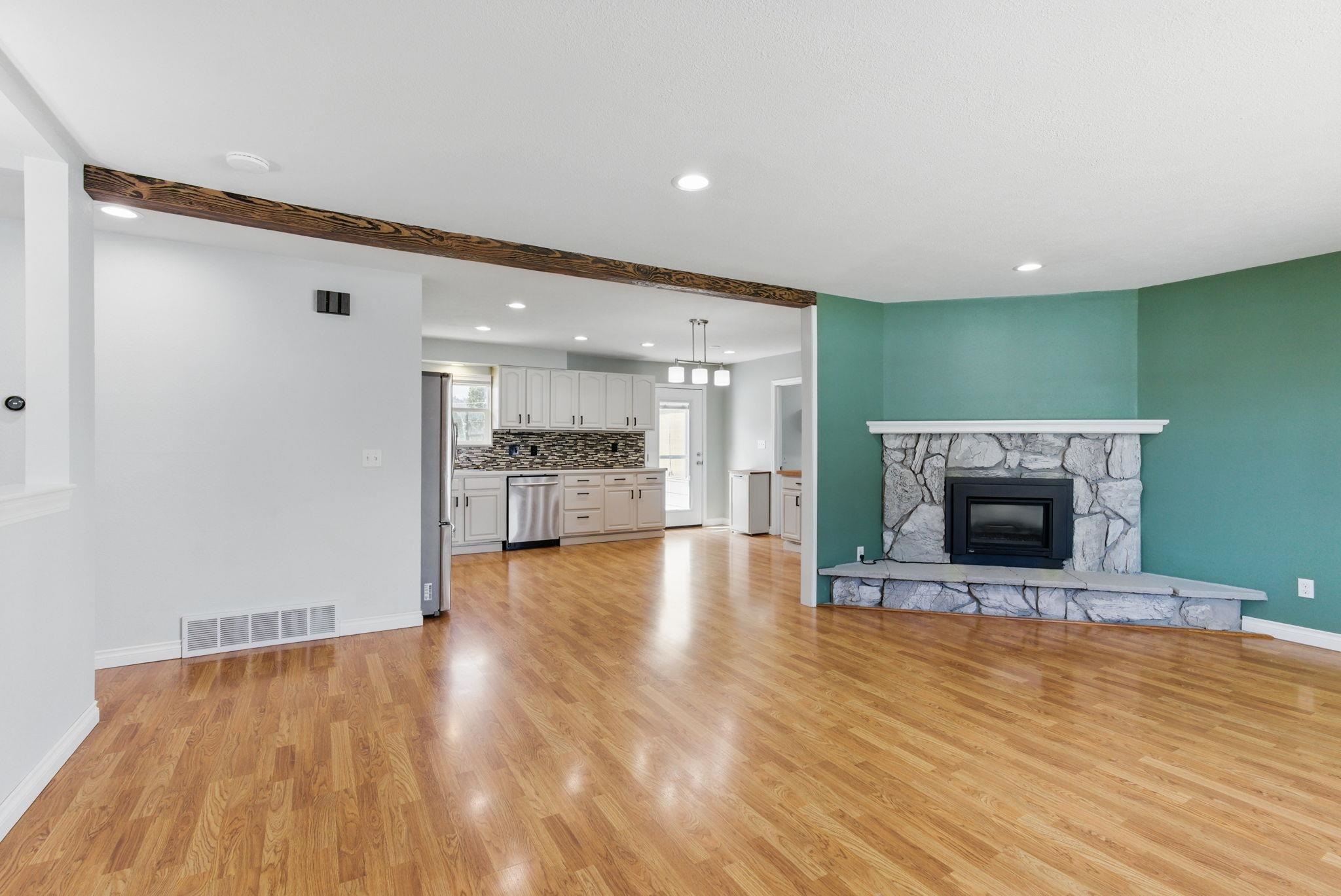 3316 South Wilbur Road Spokane Valley, WA 99206 - Photo 7 of 49 Gallery Image 7