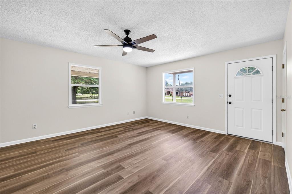 39901 Otis Allen Road Zephyrhills, FL 33540 - Photo 6 of 59