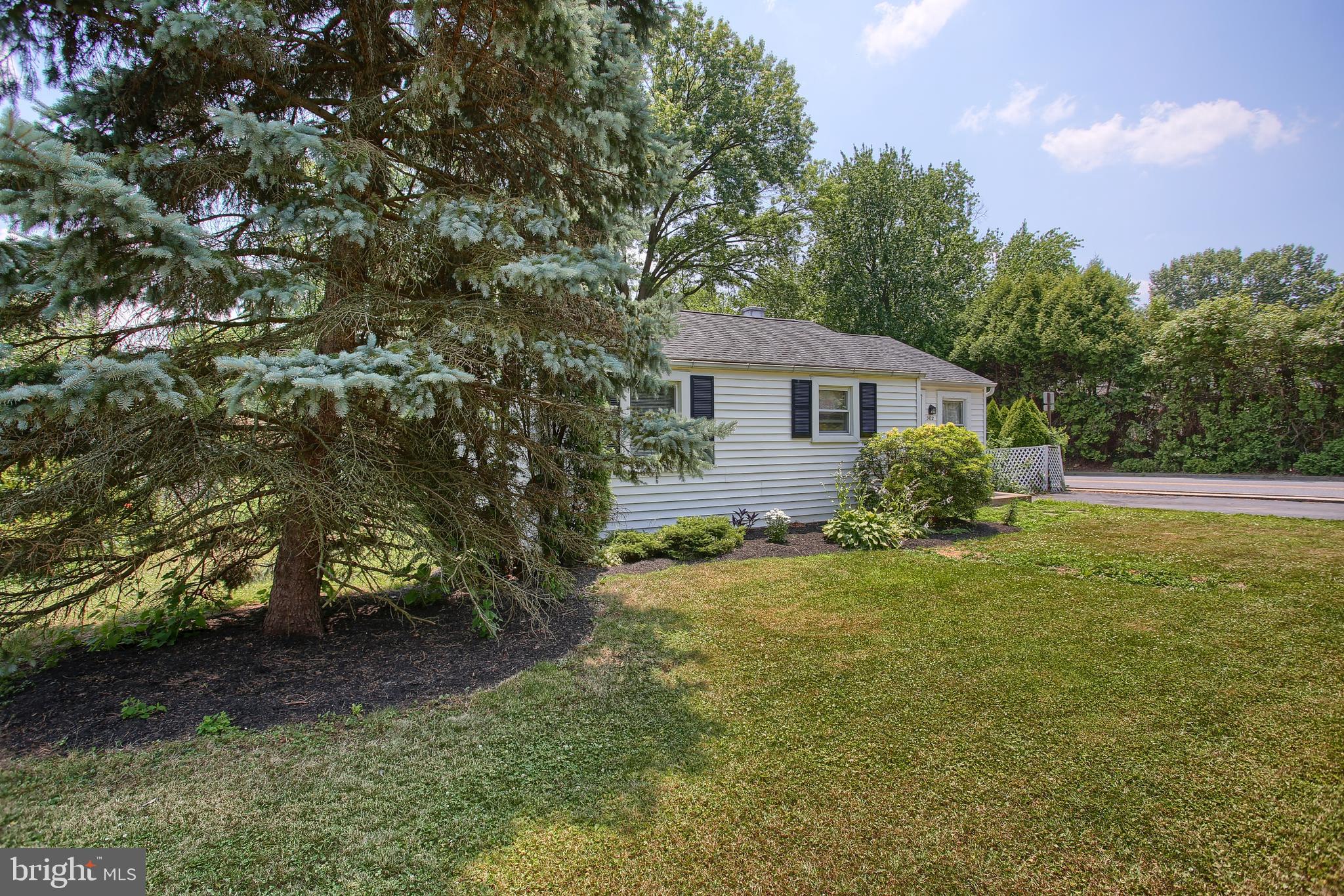 302 East Roseville Road Lancaster, PA 17601 - Photo 15 of 42 Gallery Image 15