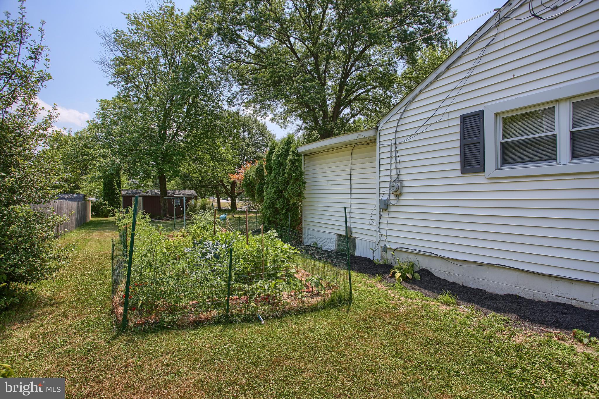 302 East Roseville Road Lancaster, PA 17601 - Photo 16 of 42 Gallery Image 16