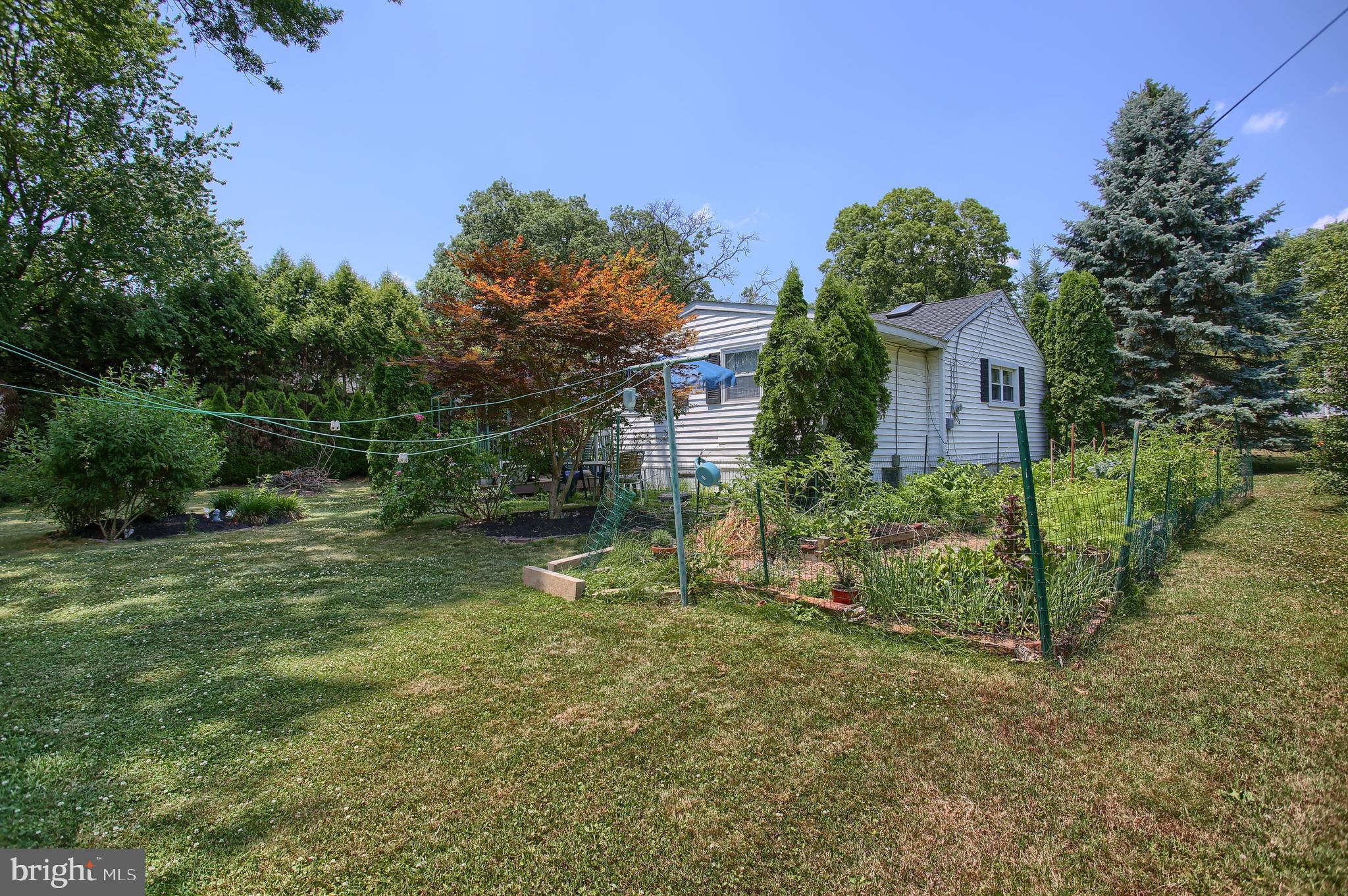 302 East Roseville Road Lancaster, PA 17601 - Photo 17 of 42 Gallery Image 17