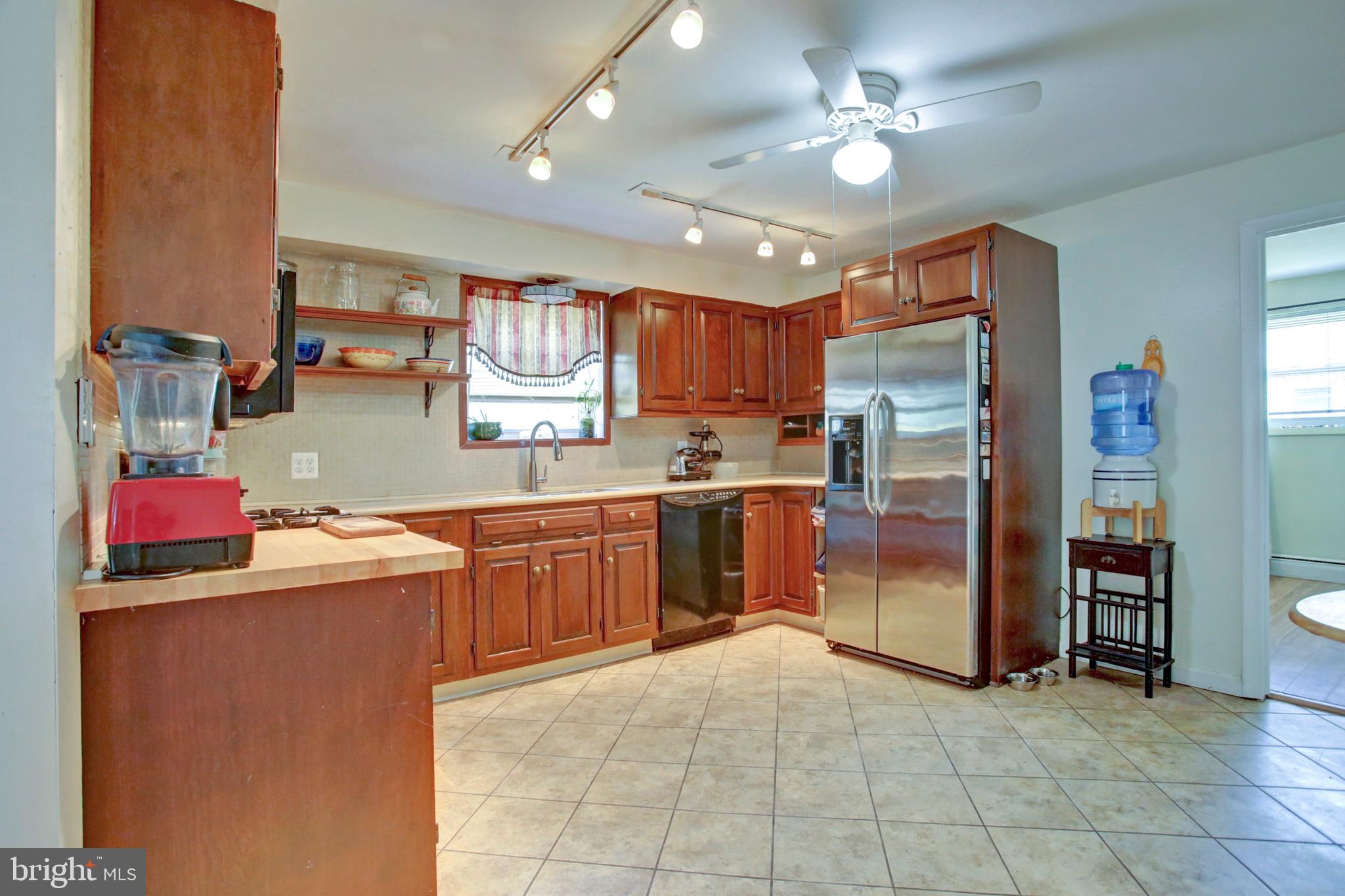 302 East Roseville Road Lancaster, PA 17601 - Photo 28 of 42 Gallery Image 28