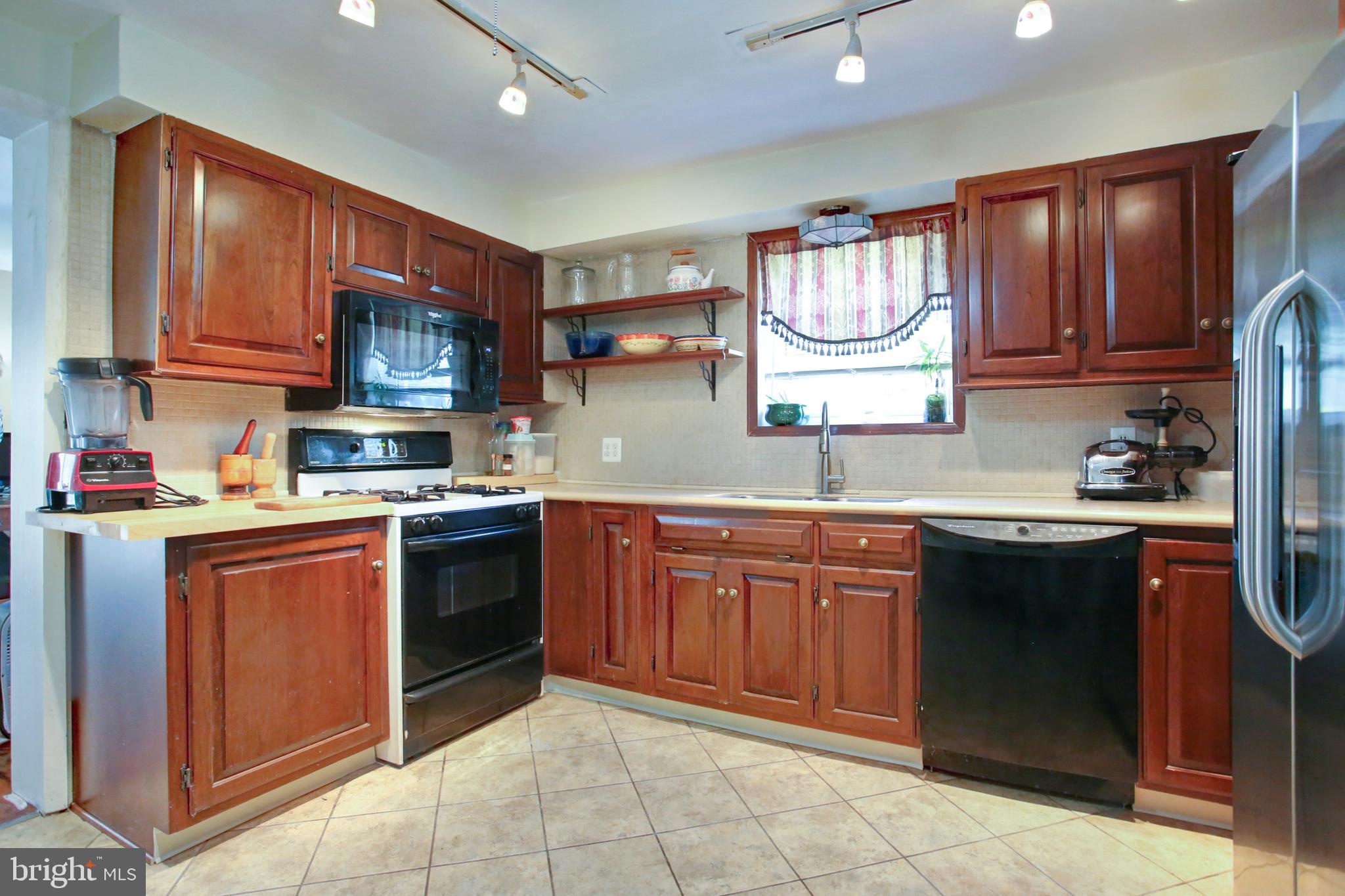 302 East Roseville Road Lancaster, PA 17601 - Photo 30 of 42 Gallery Image 30
