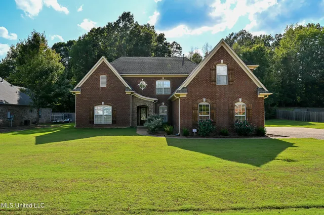 $445,000 | 14421 Santa Fe Drive, Olive Branch, MS 38654