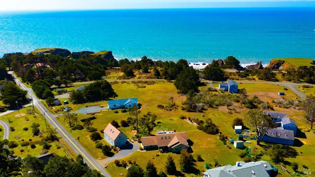 $149,000 | 46851 Iversen Lane, Gualala, CA 95445