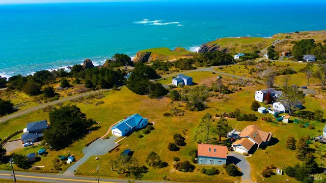 $149,000 | 46851 Iversen Lane, Gualala, CA 95445