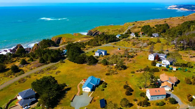 $149,000 | 46851 Iversen Lane, Gualala, CA 95445