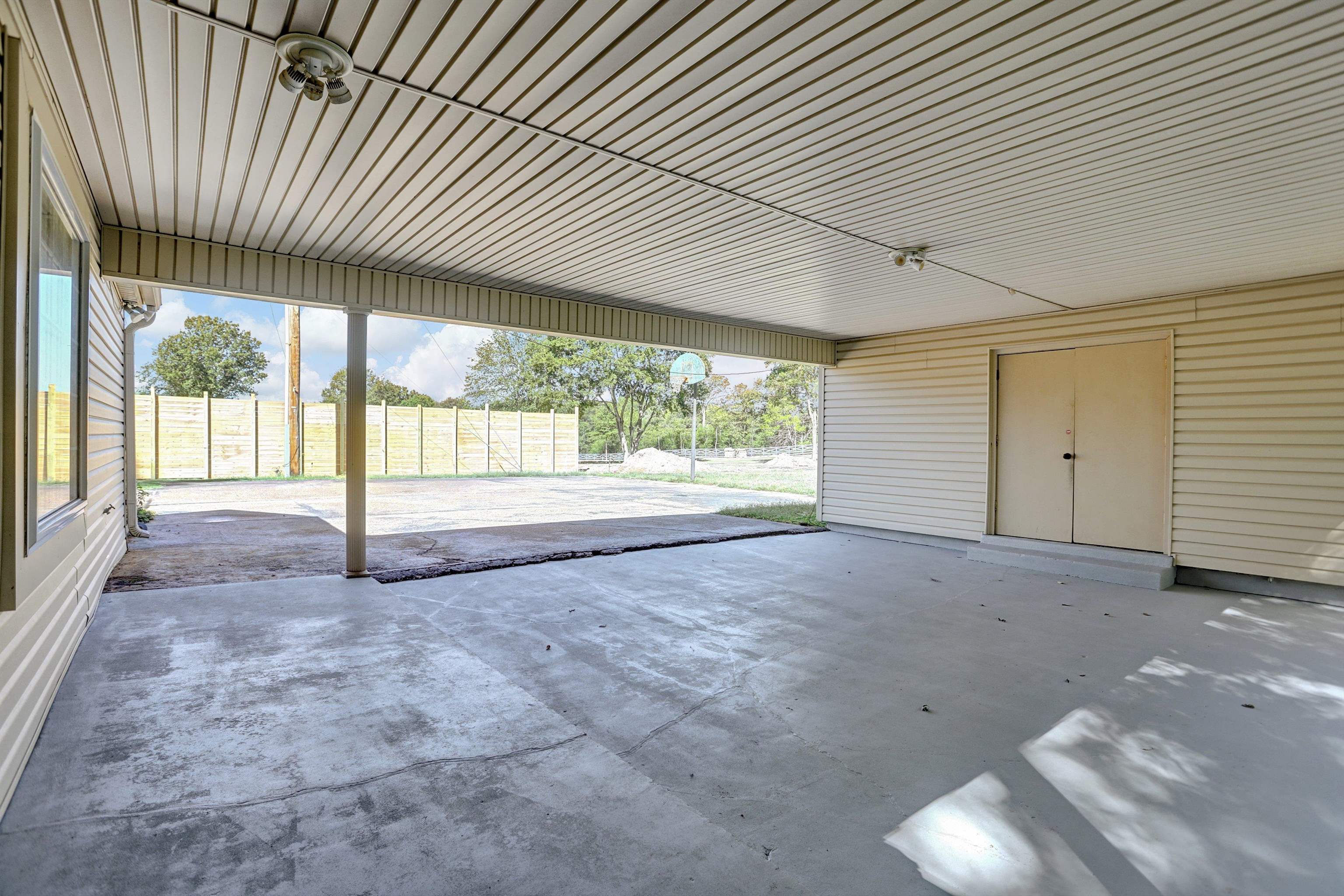 11670 Macon Road Eads, TN 38028 - Photo 32 of 40 a view of an empty room with a balcony