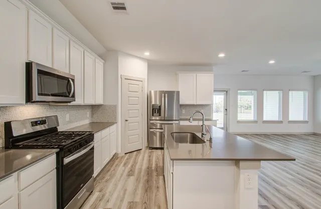 $2,700 | 3711 Birtley Bnd Way, Fulshear, TX 77441