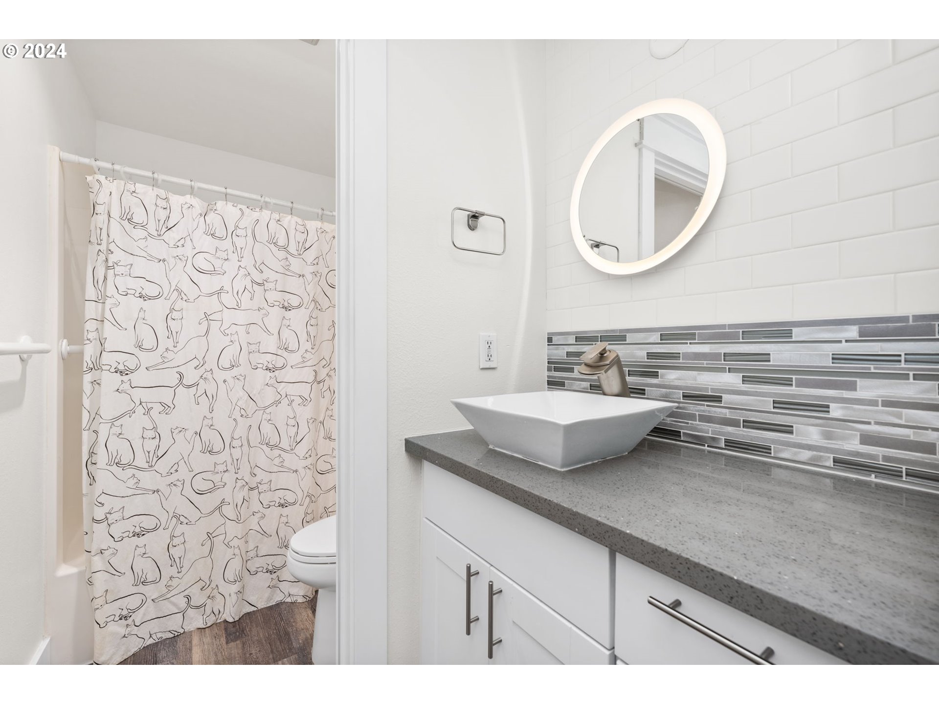 8690 Southwest Davies Road Beaverton, OR 97008 - Photo 16 of 26 Gallery Image 16
