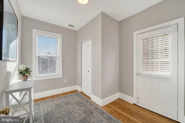 $815,000 | 1123 I Street Northeast, Washington, DC 20002