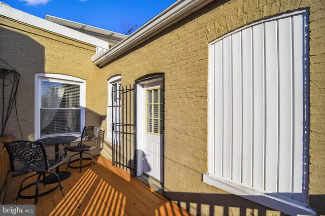 $815,000 | 1123 I Street Northeast, Washington, DC 20002