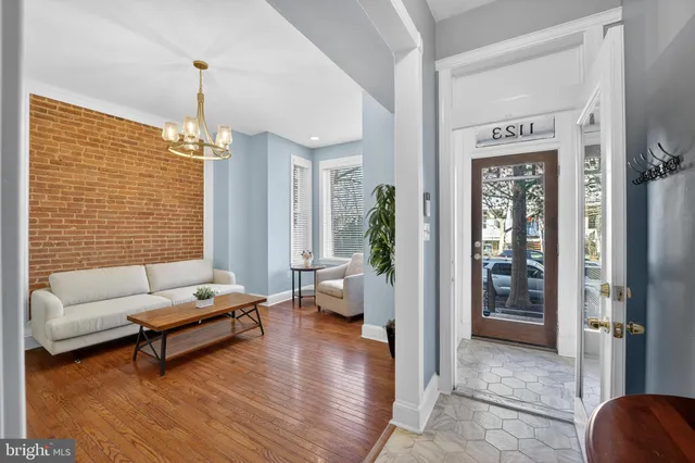 $815,000 | 1123 I Street Northeast, Washington, DC 20002