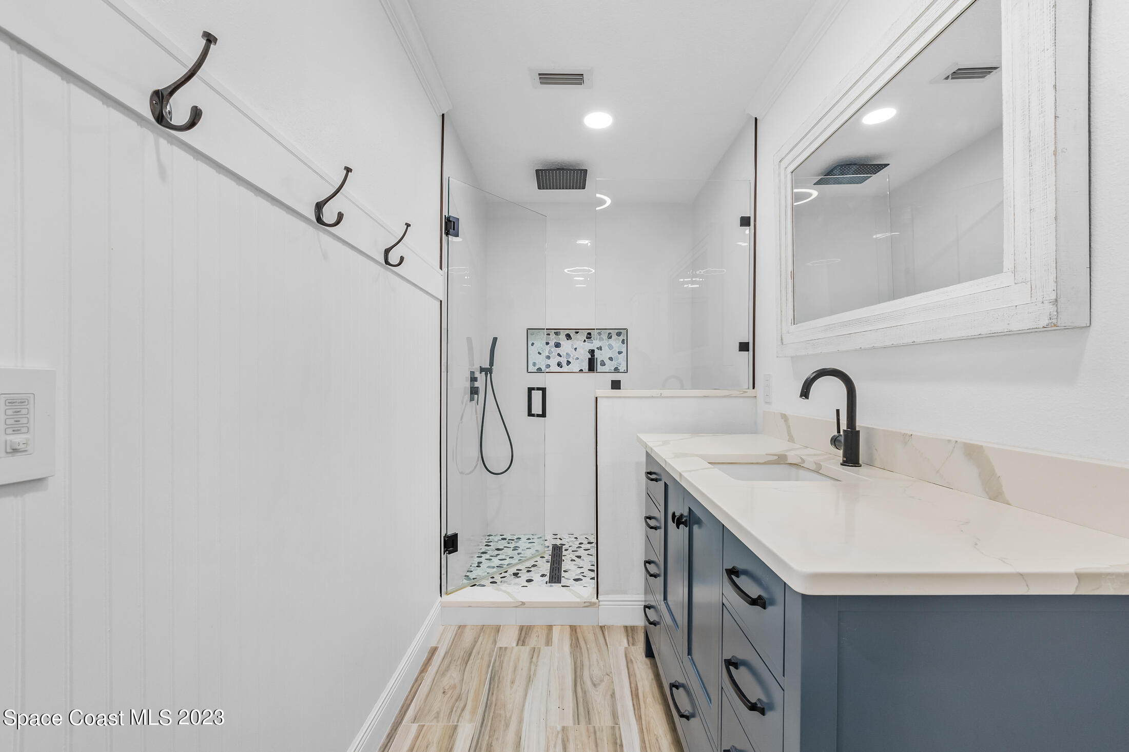 2518 Reed Avenue Melbourne, FL 32901 - Photo 23 of 34 Master Shower
