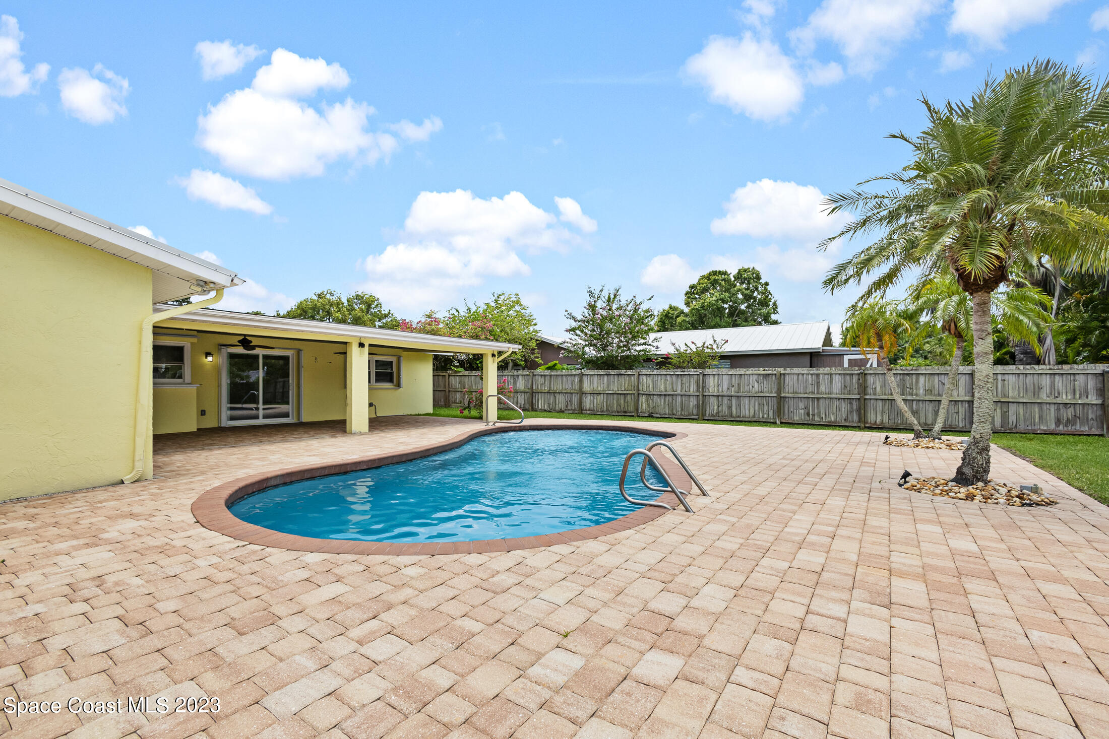 2518 Reed Avenue Melbourne, FL 32901 - Photo 6 of 34 Pool Side