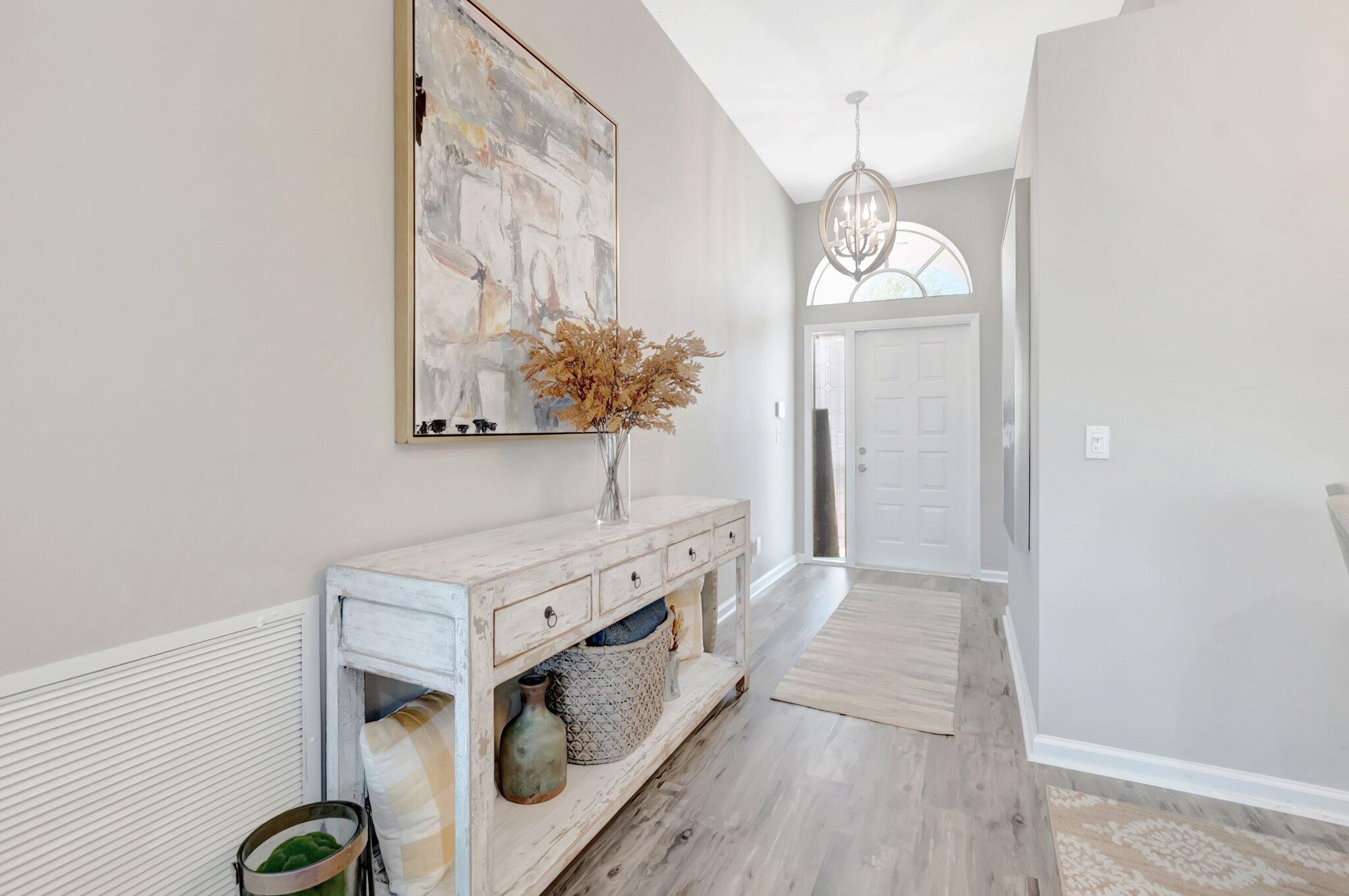 23490 Torre Circle Boca Raton, FL 33433 - Photo 6 of 54 7-web-or-mls-DSC_0031