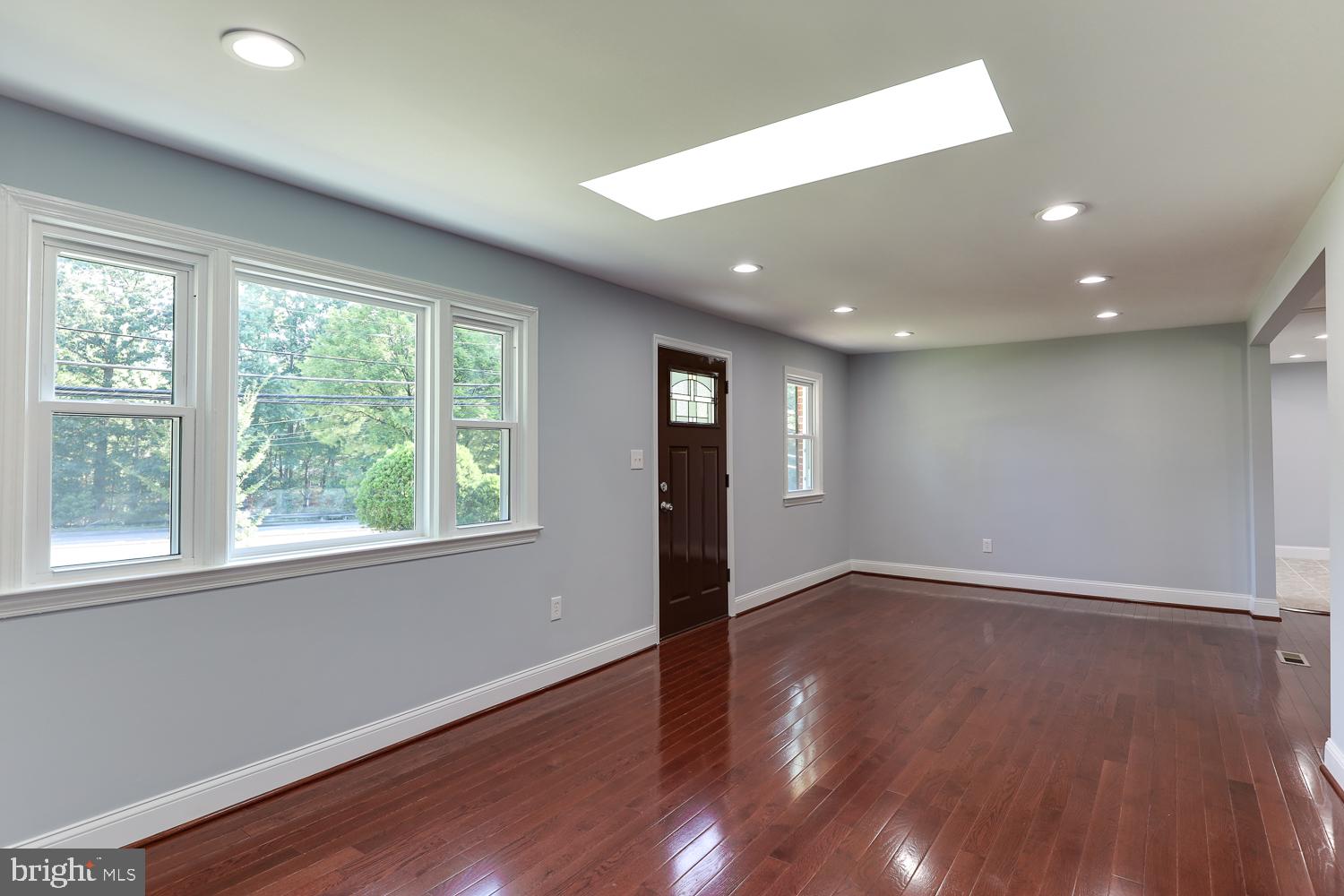 9105 Old Keene Mill Road Springfield, VA 22152 - Photo 5 of 31 Gallery Image 5