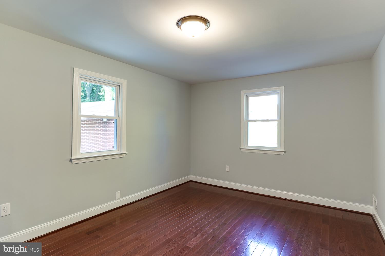 9105 Old Keene Mill Road Springfield, VA 22152 - Photo 6 of 31 Gallery Image 6