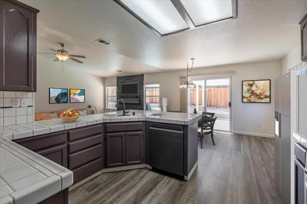 $1,075,000 | 2161 Teakwood Court, Hollister, CA 95023
