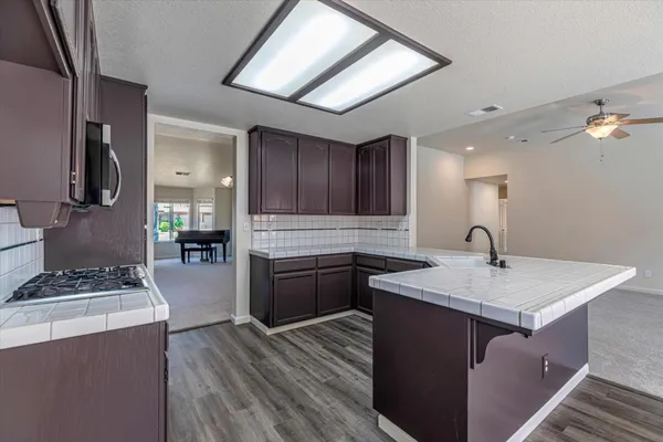 $1,075,000 | 2161 Teakwood Court, Hollister, CA 95023