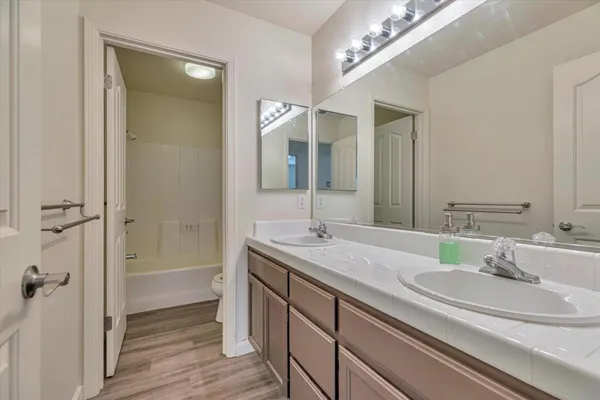 $1,075,000 | 2161 Teakwood Court, Hollister, CA 95023