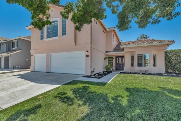 $1,075,000 | 2161 Teakwood Court, Hollister, CA 95023