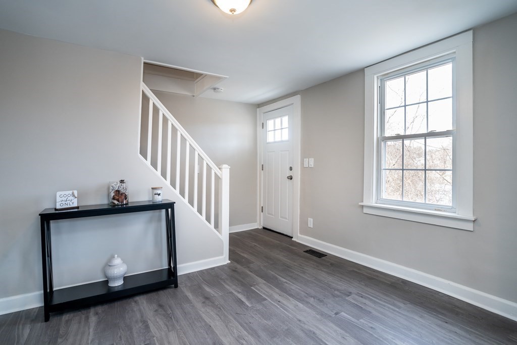 303-305 Water Street Springfield, MA 01151 - Photo 14 of 42 Gallery Image 14