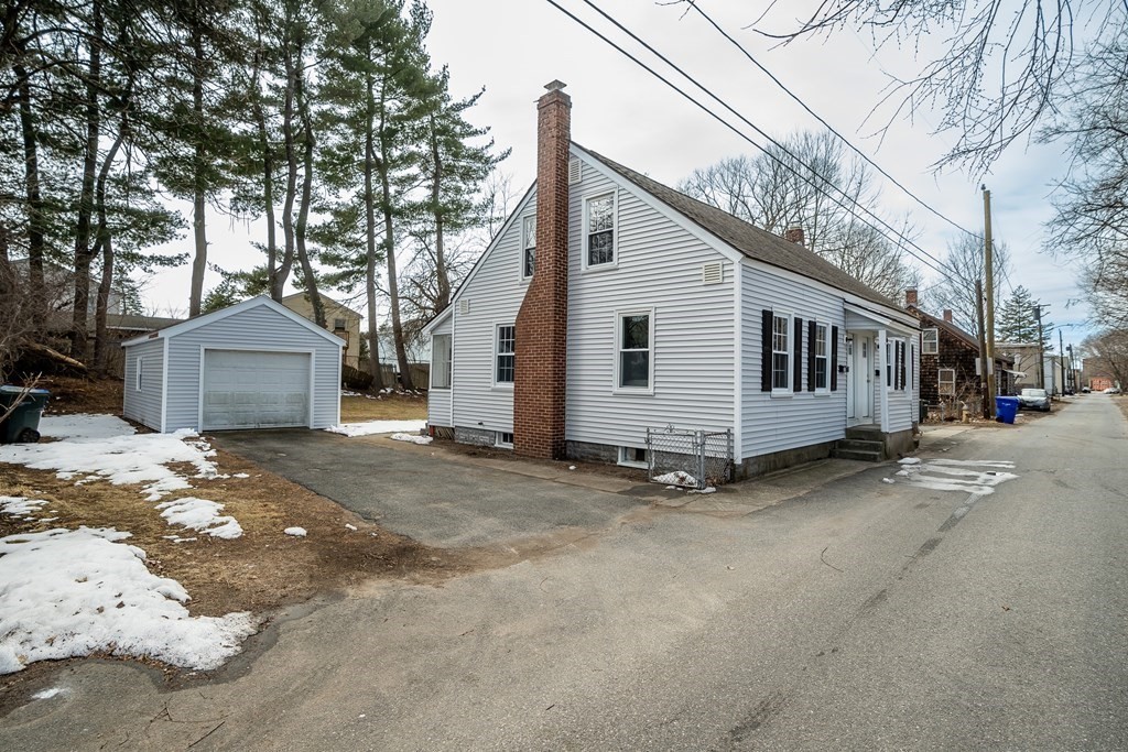 303-305 Water Street Springfield, MA 01151 - Photo 29 of 42 Gallery Image 29