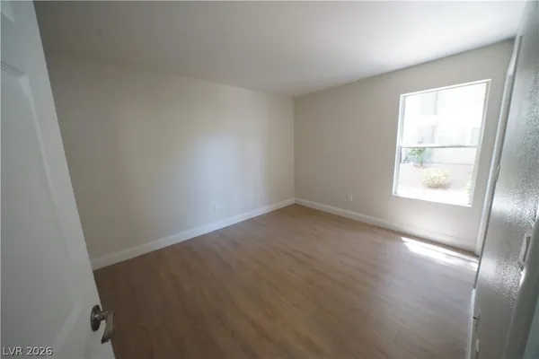 $1,740 | 5055 West Hacienda Avenue, Unit 1122, Las Vegas, NV 89118