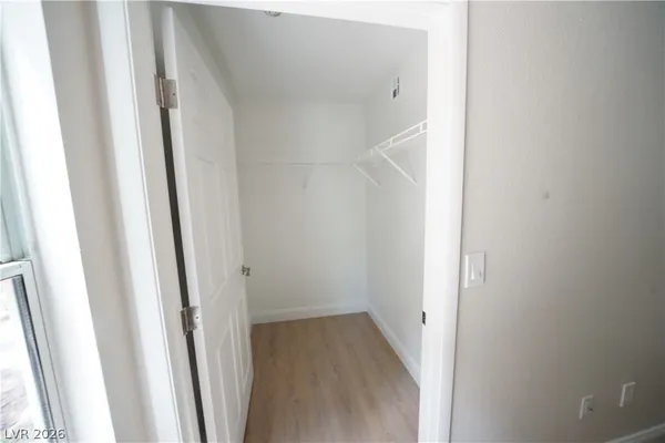 $1,740 | 5055 West Hacienda Avenue, Unit 1122, Las Vegas, NV 89118