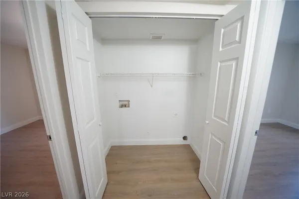 $1,740 | 5055 West Hacienda Avenue, Unit 1122, Las Vegas, NV 89118