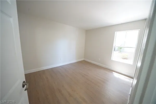 $1,740 | 5055 West Hacienda Avenue, Unit 1122, Las Vegas, NV 89118