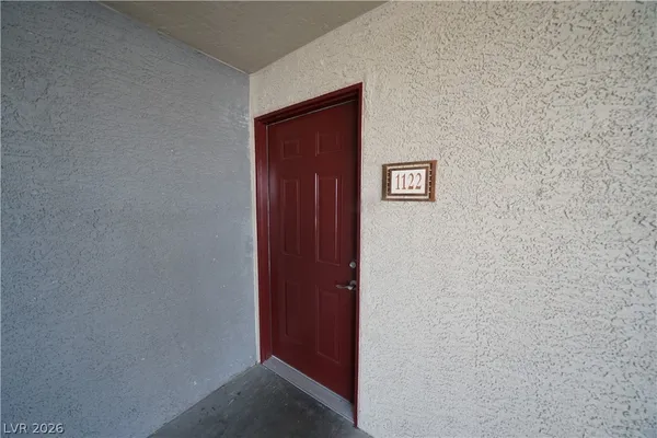 $1,740 | 5055 West Hacienda Avenue, Unit 1122, Las Vegas, NV 89118