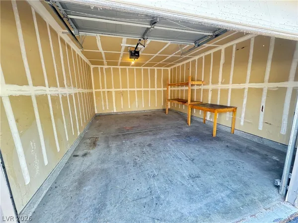 $1,740 | 5055 West Hacienda Avenue, Unit 1122, Las Vegas, NV 89118