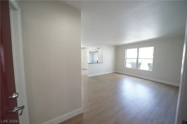 $1,740 | 5055 West Hacienda Avenue, Unit 1122, Las Vegas, NV 89118