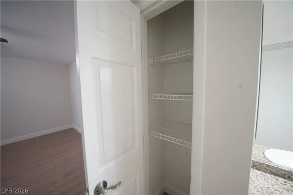 $1,740 | 5055 West Hacienda Avenue, Unit 1122, Las Vegas, NV 89118