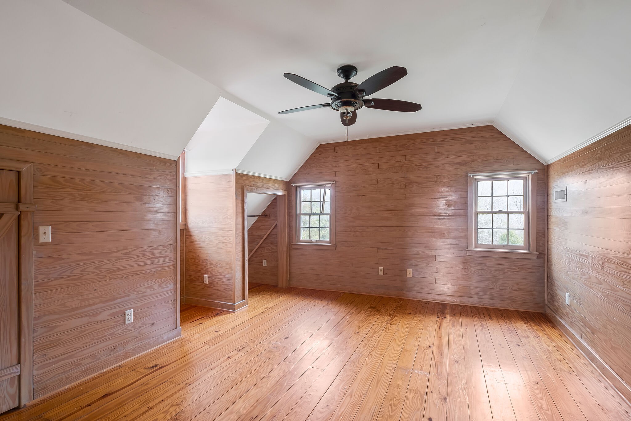 198 Treece Lane Waynesboro, TN 38485 - Photo 26 of 69 a view of empty room with wooden floor and fan