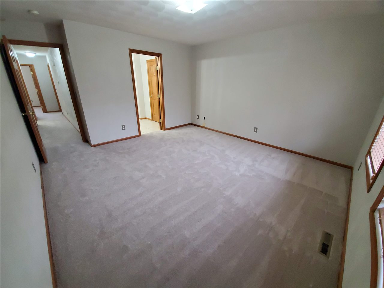 9947 Lismore Road Roscoe, IL 61073 - Photo 22 of 39 Gallery Image 22