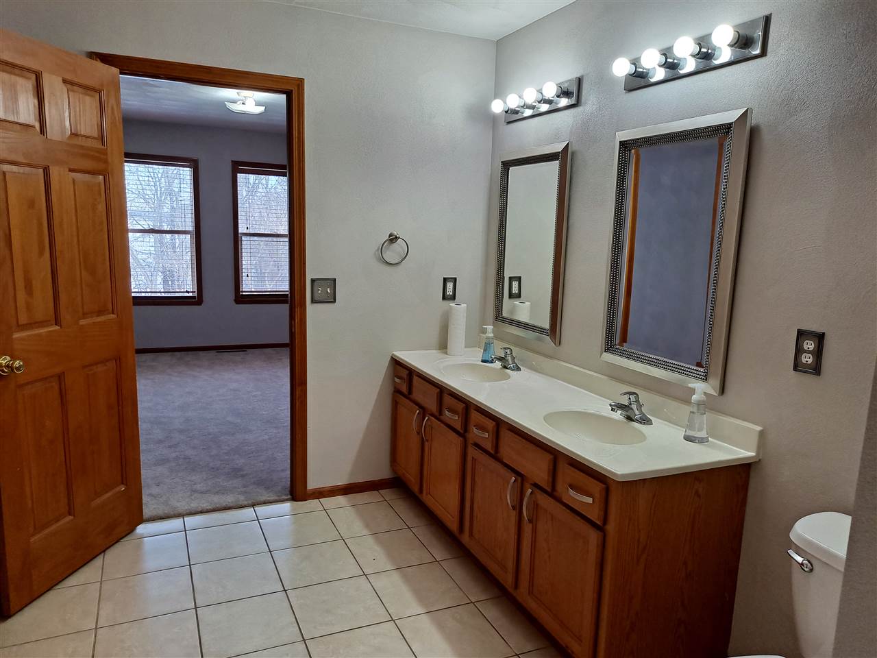 9947 Lismore Road Roscoe, IL 61073 - Photo 24 of 39 Gallery Image 24