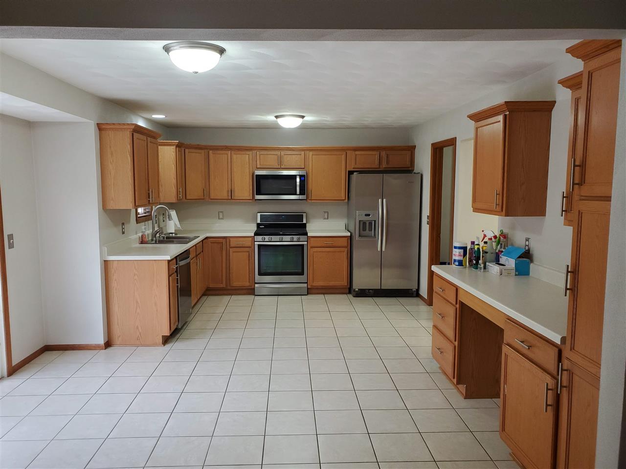 9947 Lismore Road Roscoe, IL 61073 - Photo 3 of 39 Gallery Image 3