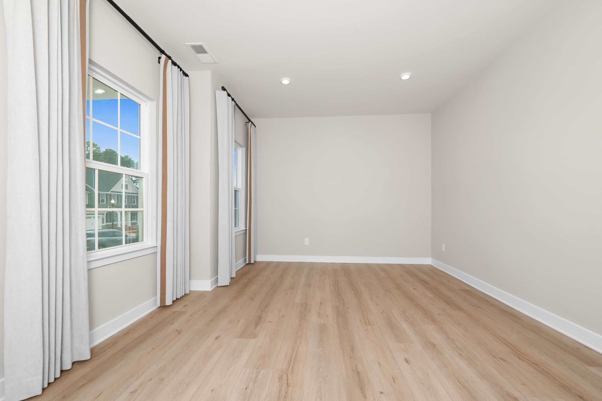 7204 Red Cedar Trail Spartanburg, SC 29306 - Photo 3 of 48