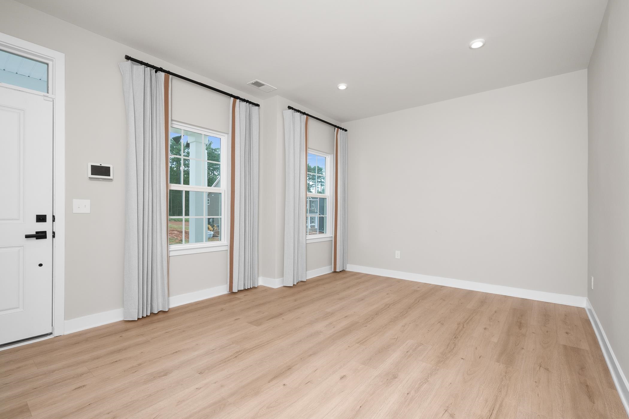 7204 Red Cedar Trail Spartanburg, SC 29306 - Photo 4 of 48