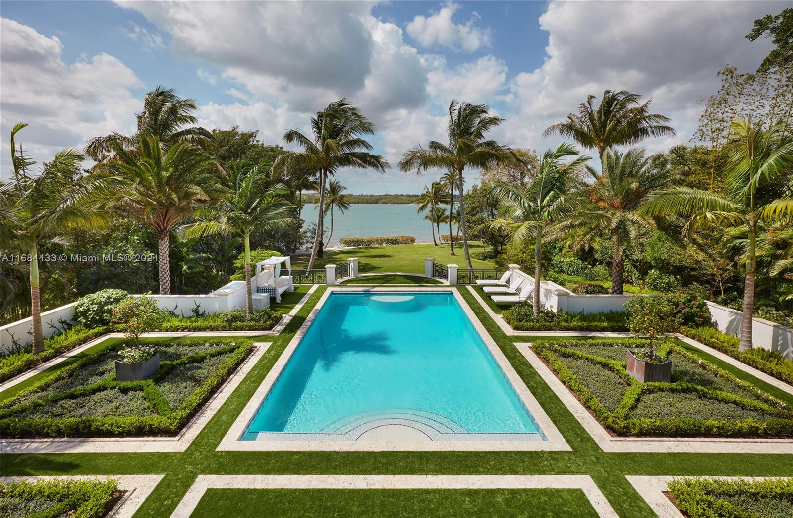 320 South Beach Road Jupiter Island, FL 33455 - Photo 30 of 64