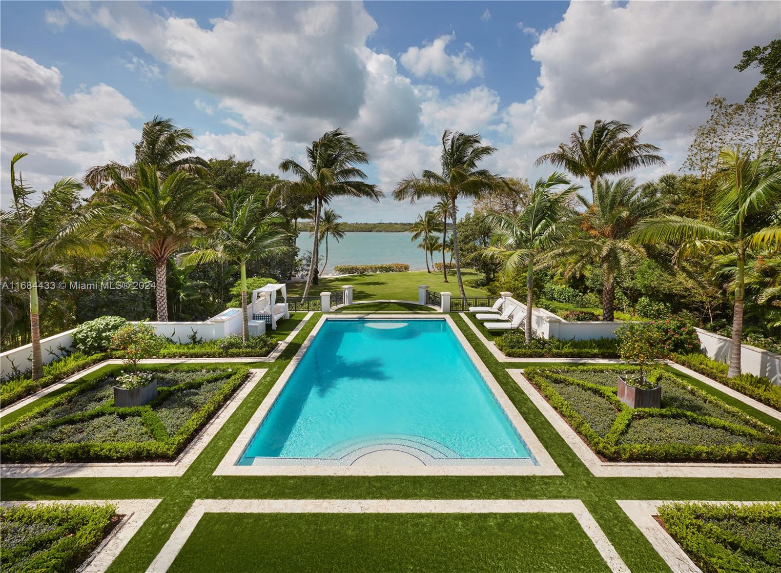 320 South Beach Road Jupiter Island, FL 33455 - Photo 31 of 64