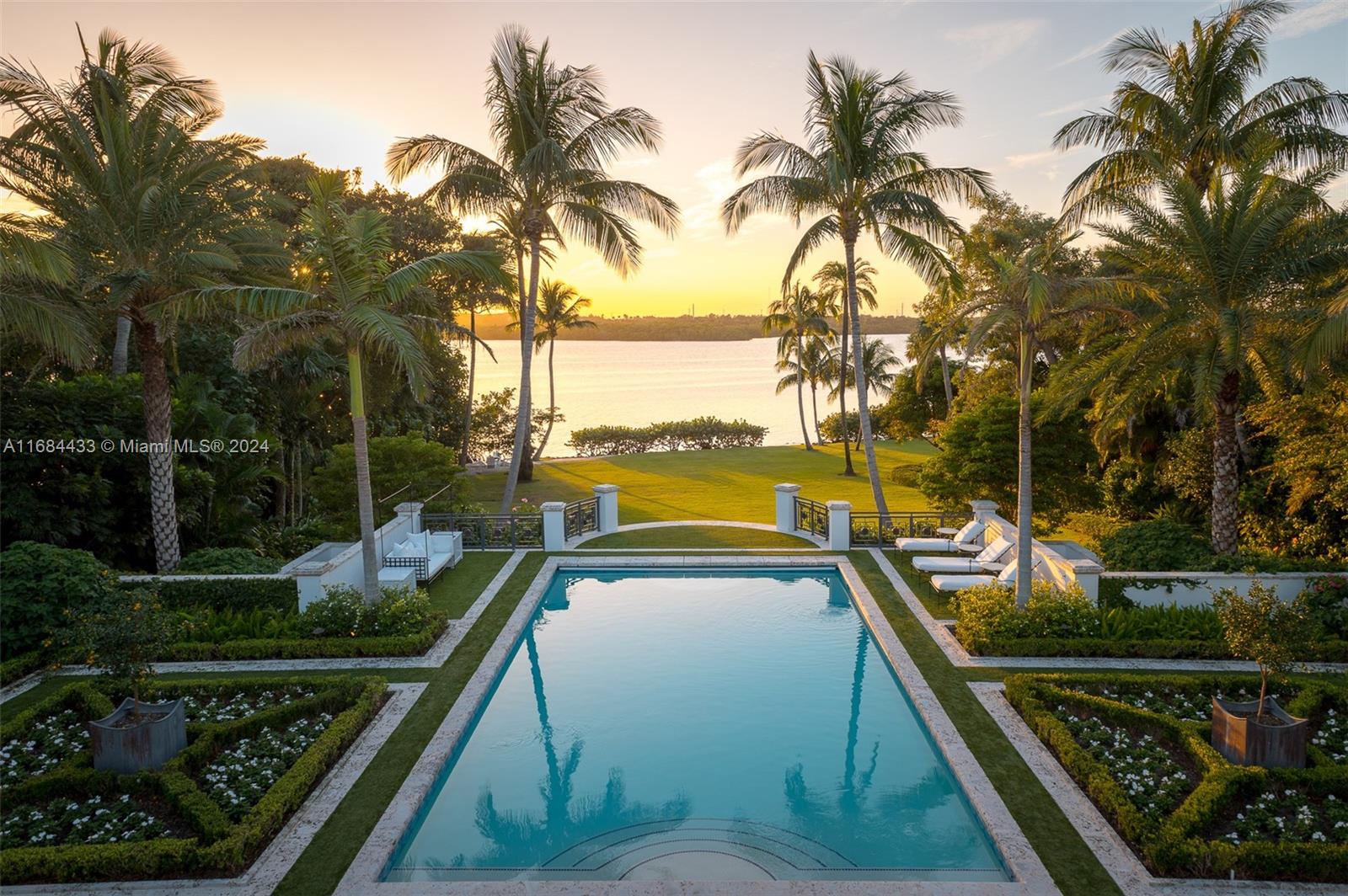 320 South Beach Road Jupiter Island, FL 33455 - Photo 47 of 64