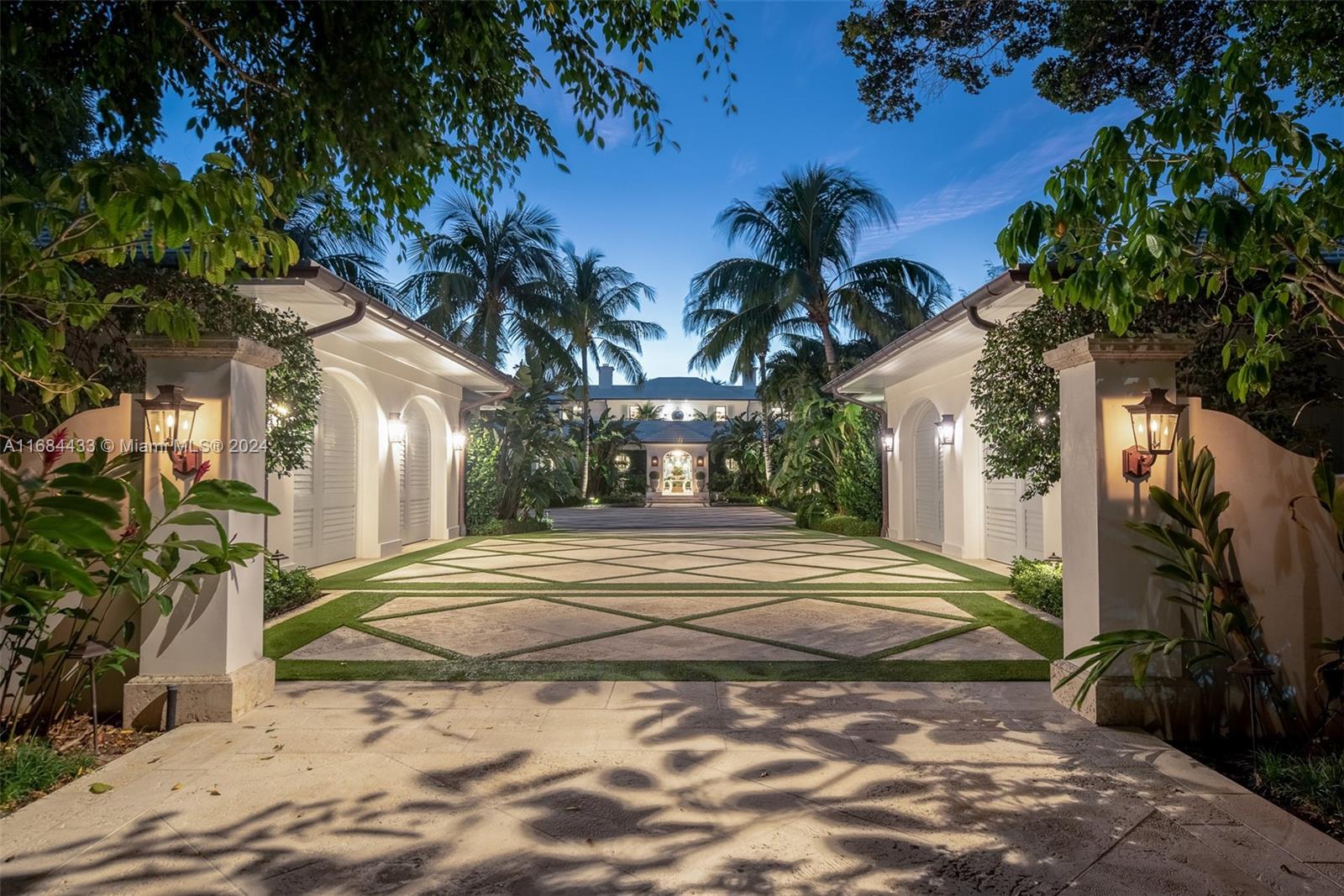 320 South Beach Road Jupiter Island, FL 33455 - Photo 53 of 64